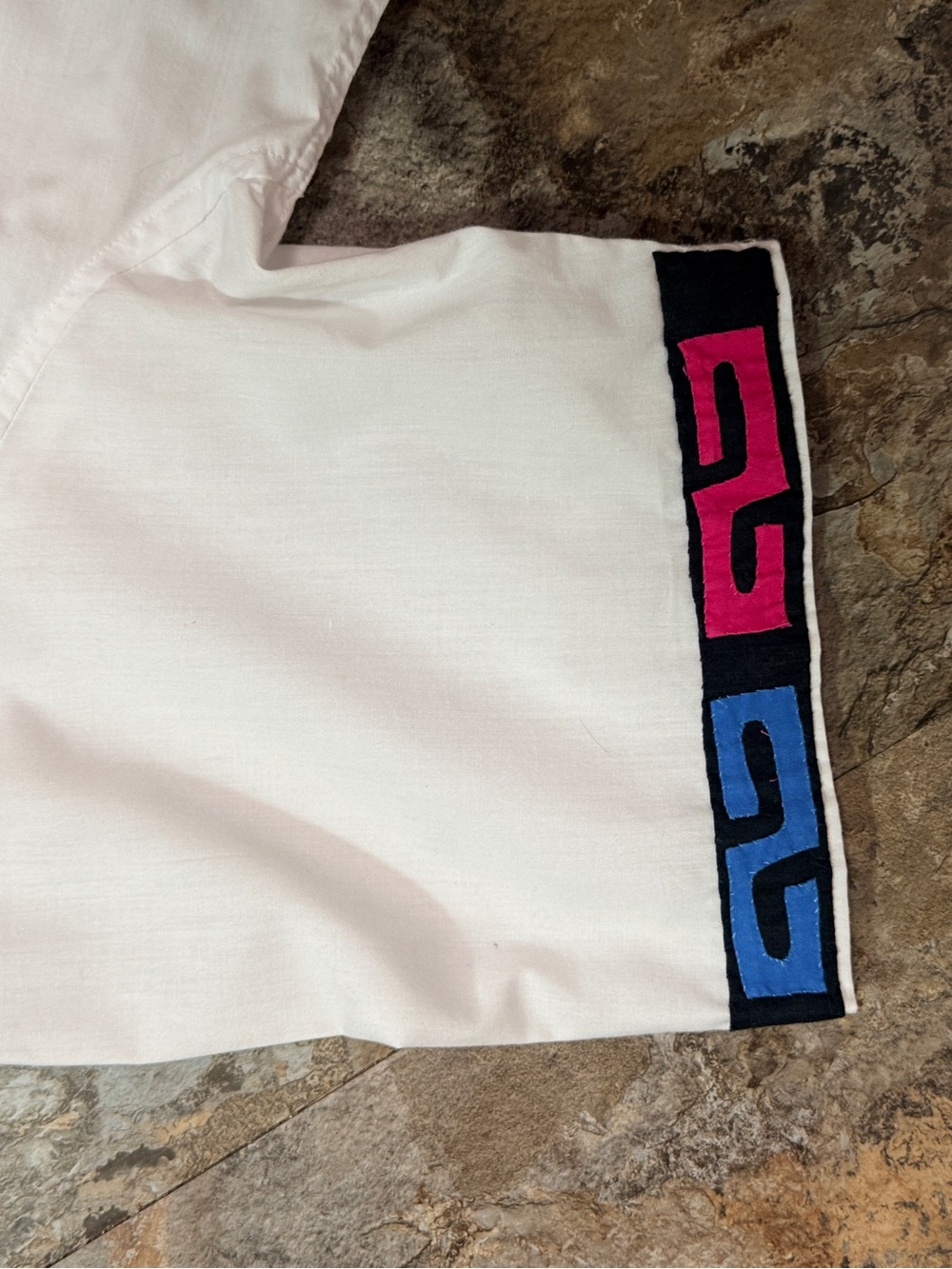 HIC Hawaii Island Creations  Button-Up Short Sleeve Shirt with Color Block Motif - Picture 5 of 9